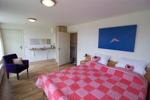 twa-blomkes-slaapkamer-rolstoeltoegankelijk