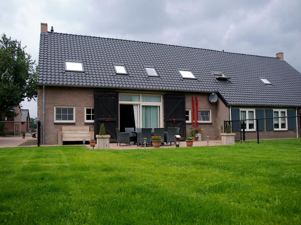 Landschotse Hoeve, terras Wit Holland