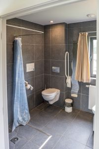 De Gavers, rolstoeltoegankelijke badkamer