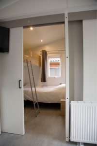 Het Wieskamp, Landleven chalet kleine kamer